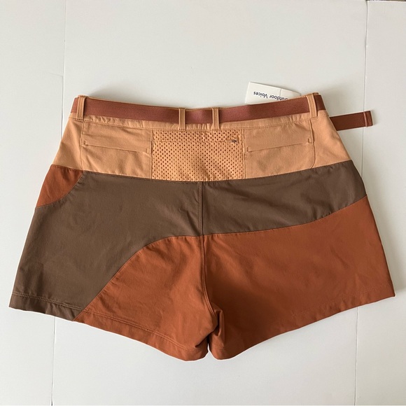 Brand New with tags Outdoor Voices Rectrek 3” Short in size Large, Color Zion - Picture 2 of 8
